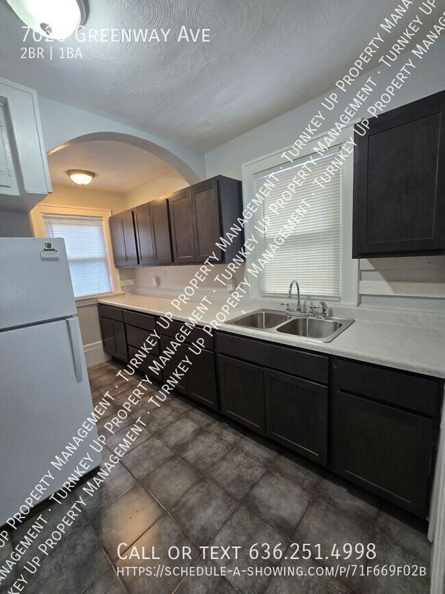 Foto del edificio - 7020 Greenway Ave