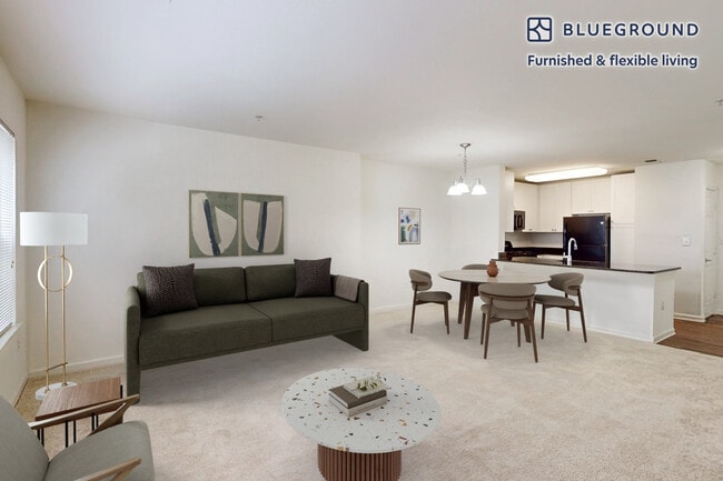 Building Photo - 1569 Onyx Dr
