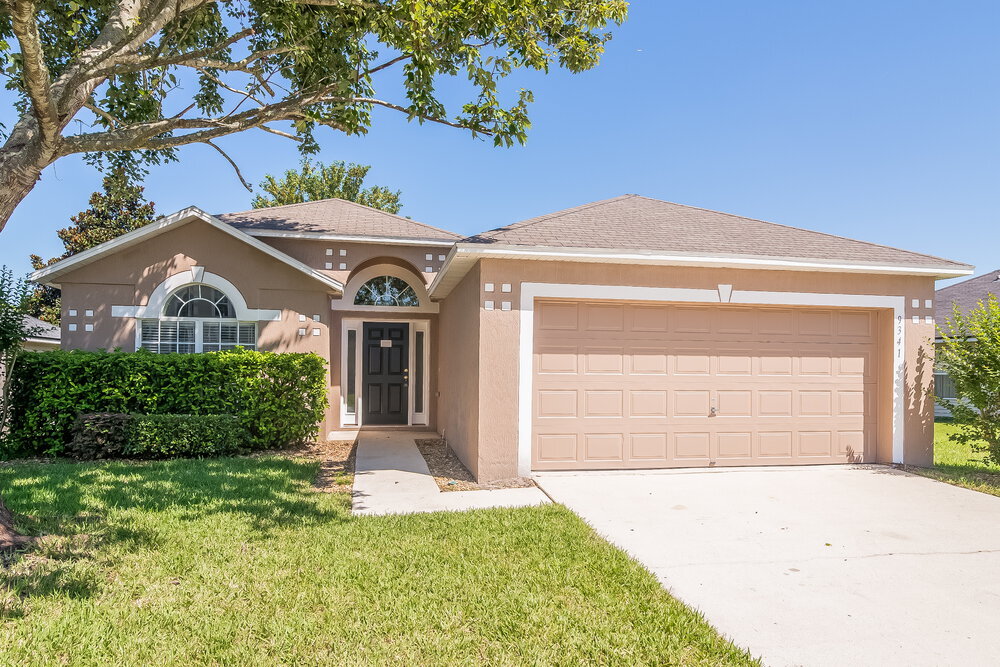 Primary Photo - 9341 Thunderbolt Dr
