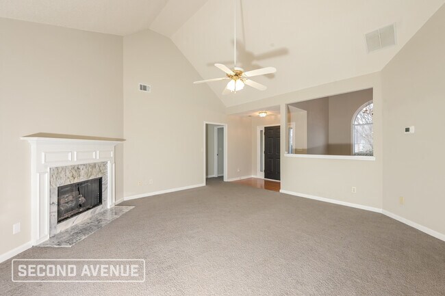 Foto del edificio - 661 Morningside Dr N