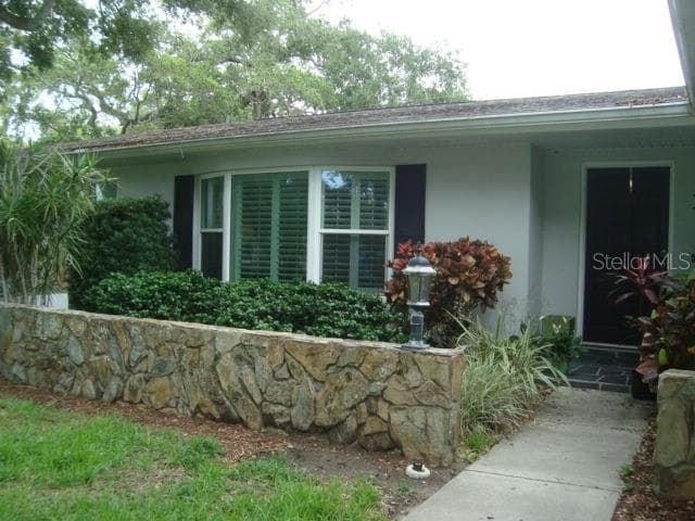 Building Photo - 1 Eastwood Ln