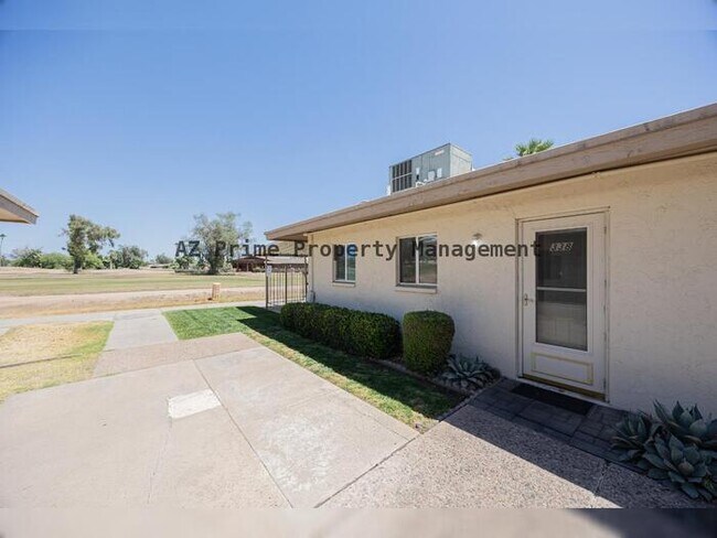 Building Photo - 609 S Power Rd