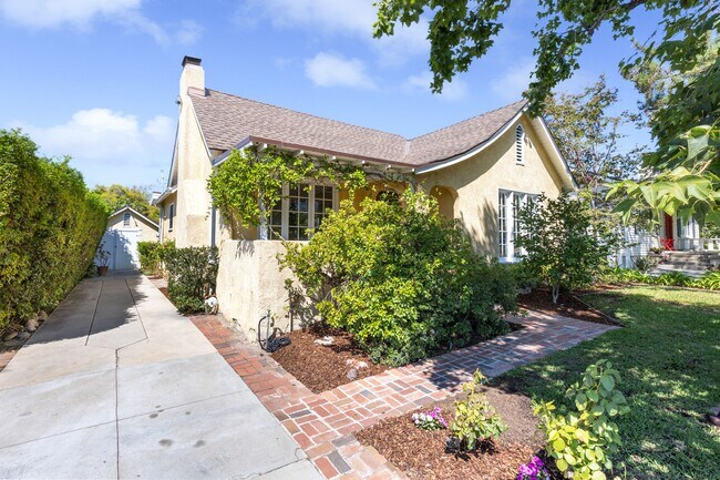 Foto del edificio - 1395 Sinaloa Ave