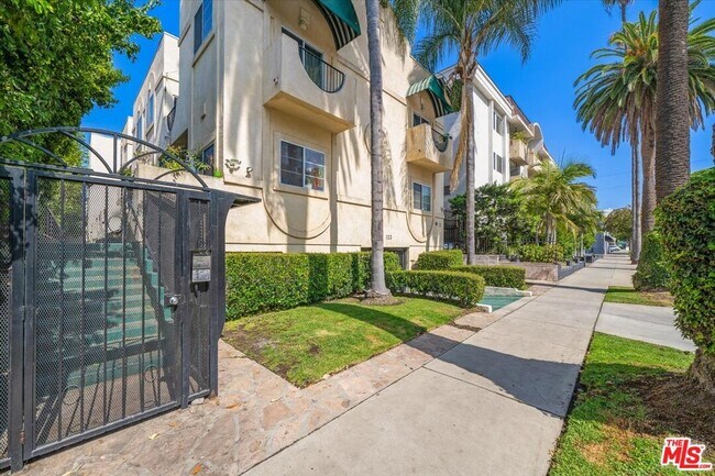 Foto del edificio - 123 Orlando Ave