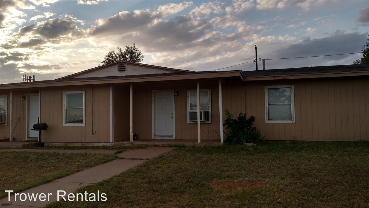 Foto principal - 307 E 35th St