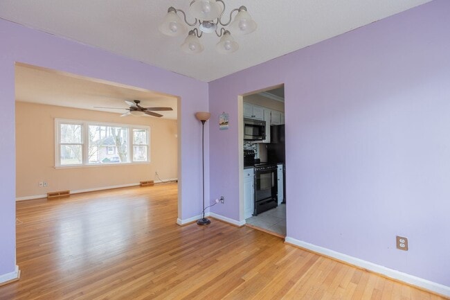 Building Photo - 264 Haviland Rd