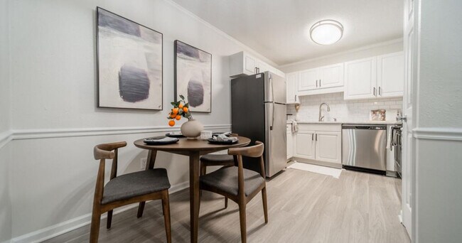 Foto del edificio - Waterford Place Apartment Homes
