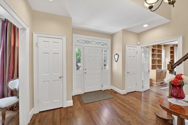 Foto del edificio - 5115 Cape Cod Ct