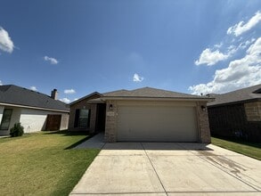 Building Photo - 3105 Urbana Pl
