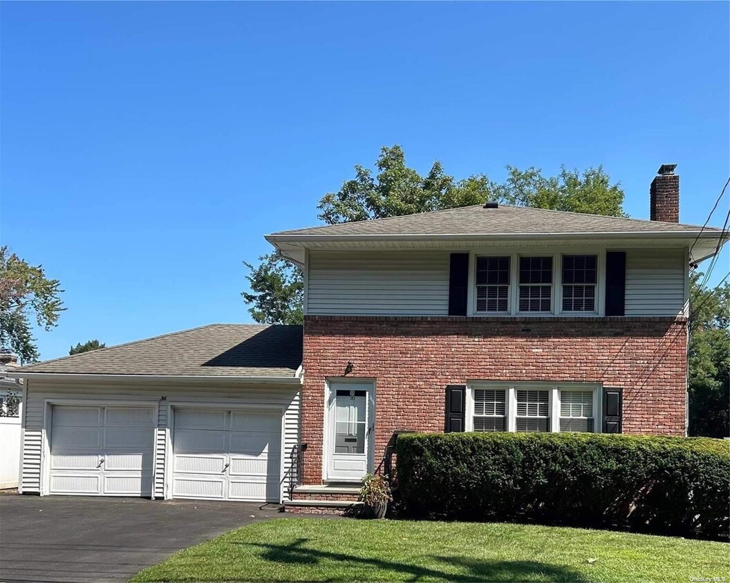 Foto principal - 56 Carley Ave
