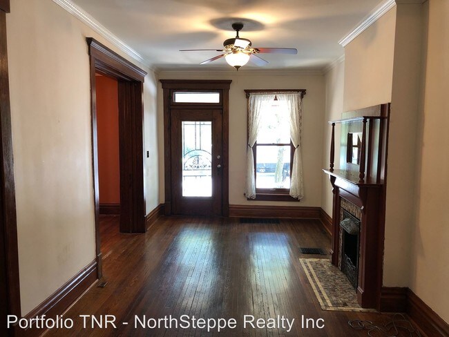 Foto del edificio - 4 br, 2 bath Apartment - 1023 Neil Ave