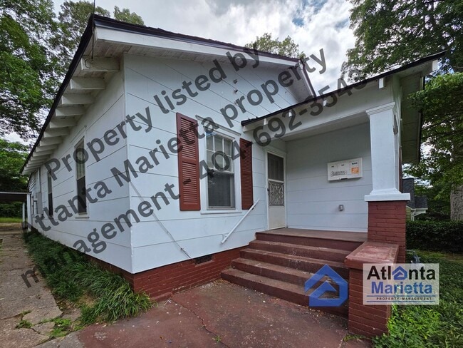 Building Photo - Charming Remodeled 3 Bedroom Ranch in the ...
