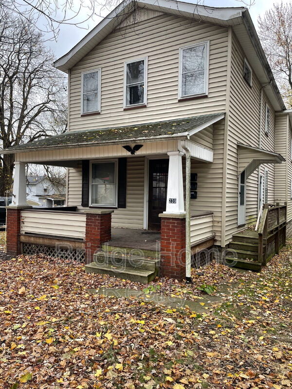 Building Photo - 239 Ormond Ave