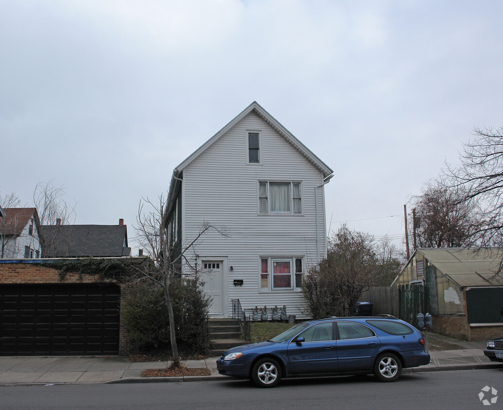 Primary Photo - 209 Grant St