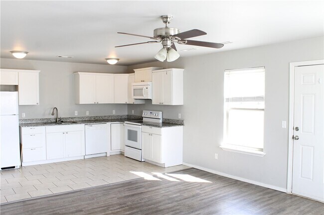 Foto del edificio - 5007 SW Fieldstone Blvd