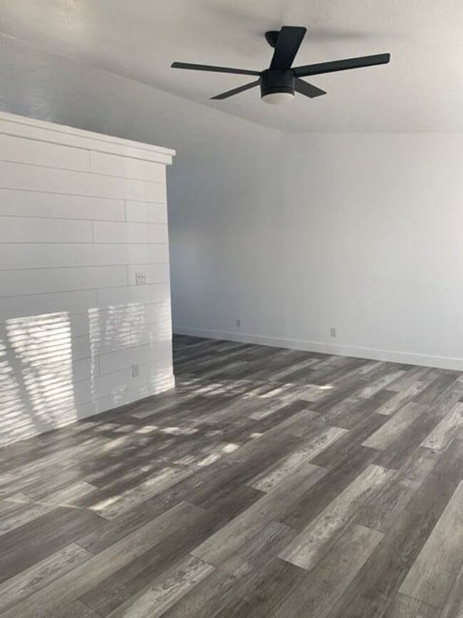 Building Photo - 4 Bedroom Home In Bloomington With RV Parking