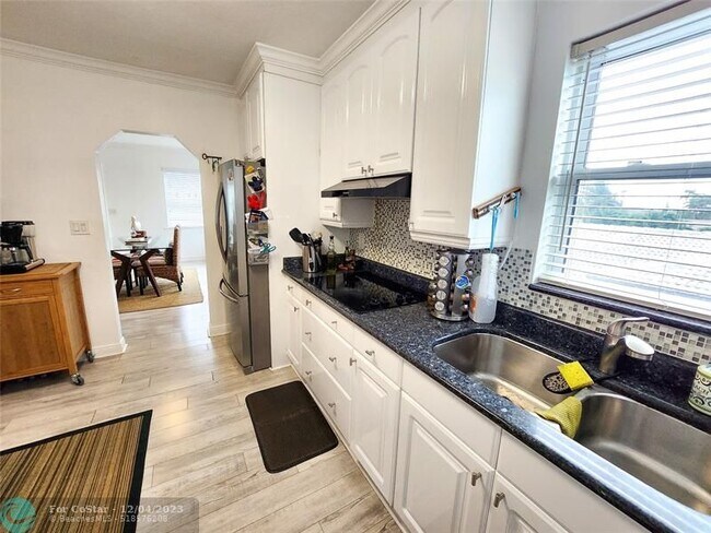 Foto del edificio - 319 Palm St