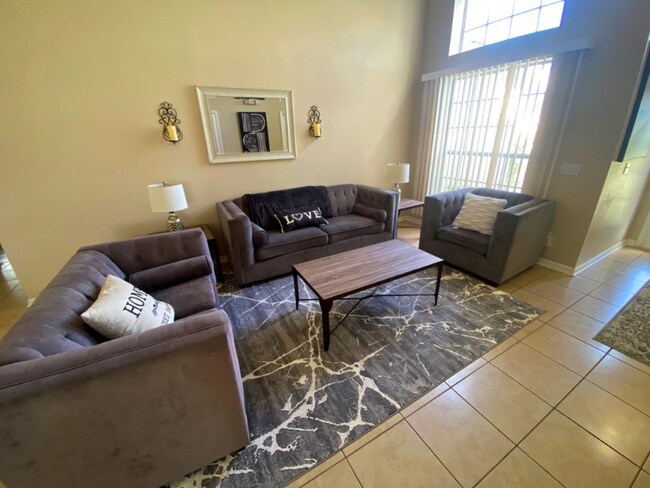 Building Photo - 467 Julliard Blvd