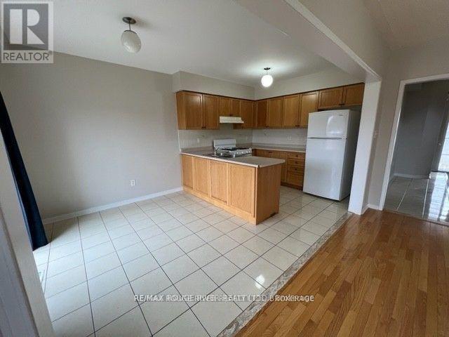 Building Photo - 32 Puttingedge Dr