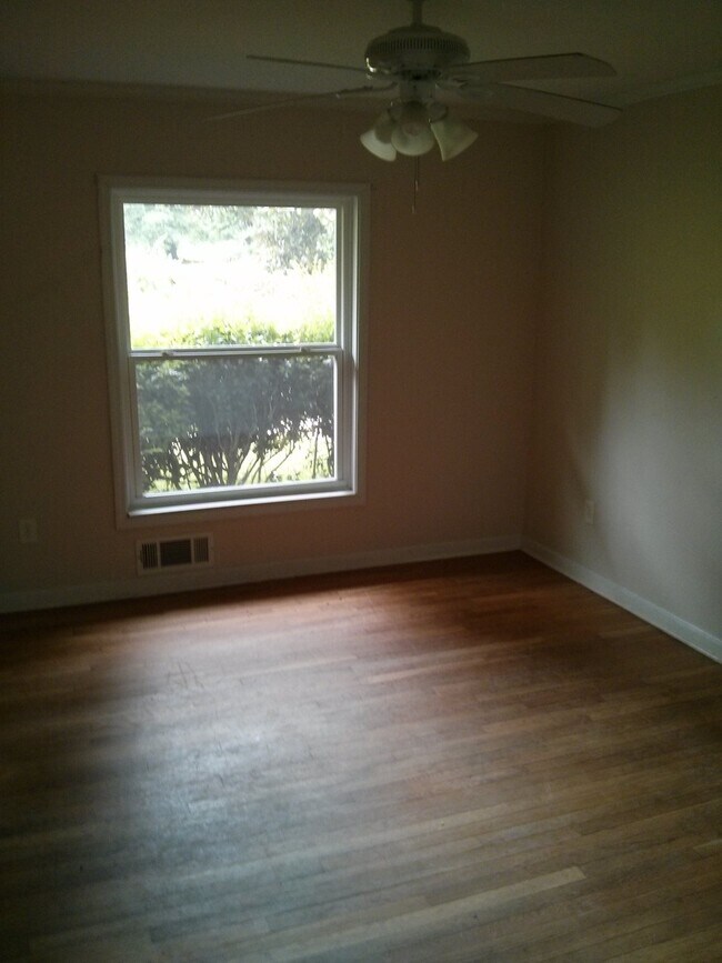 Foto del edificio - 1284 Lynhurst Dr SW