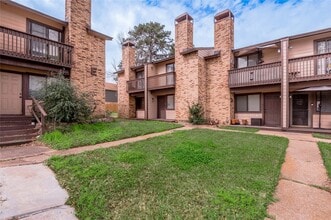 Building Photo - 2521 Crosstimbers Dr