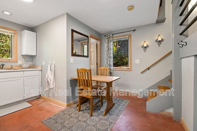 Foto del edificio - 200 Purefoy Rd