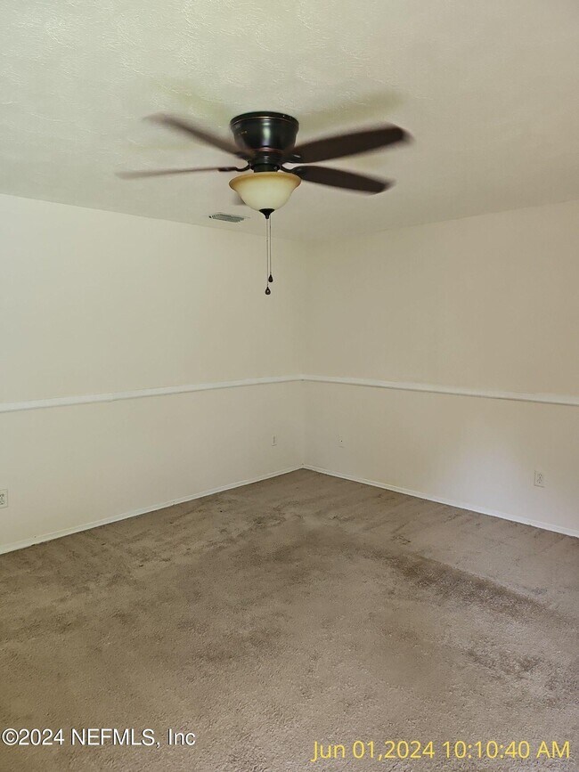 Building Photo - 1647 Lisa Dawn Dr