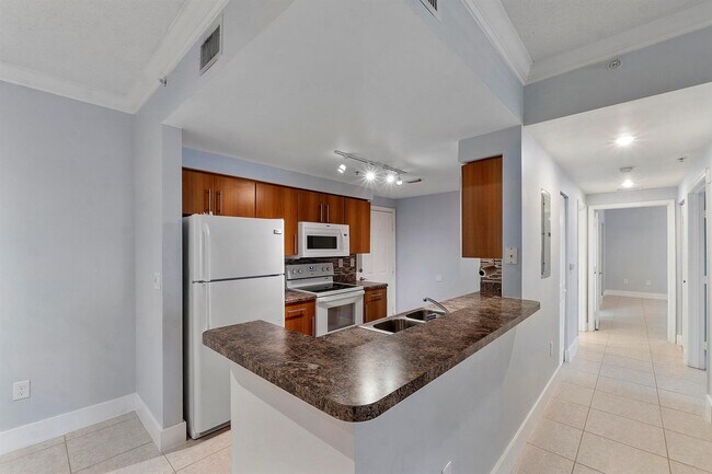 Foto del edificio - 5980 W Sample Rd