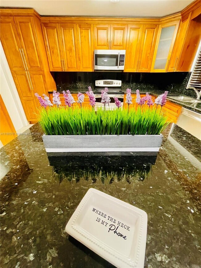 Foto del edificio - 8950 NW 189th Terrace