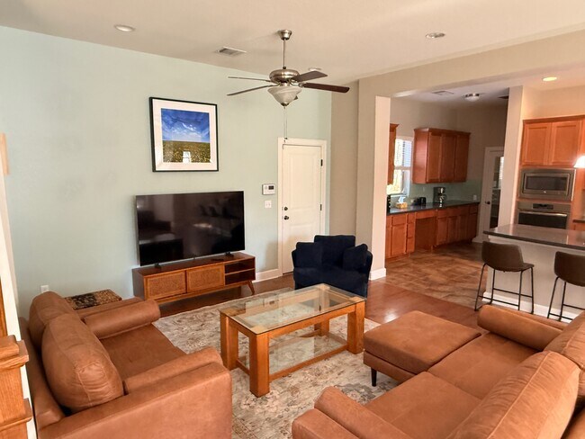 Foto del edificio - 4501 Ari Ct