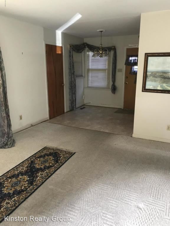 Foto del edificio - 3 br, 1 bath House - 802 Girl Scout Road