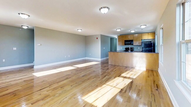 Building Photo - 1301 Hornberger Ave