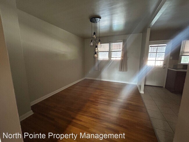 Building Photo - 2 br, 1 bath House - 1258 Union St