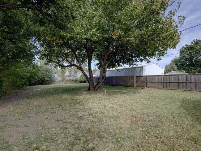 Foto del edificio - 2 Bed / 2 Bath in Midtown near TU!