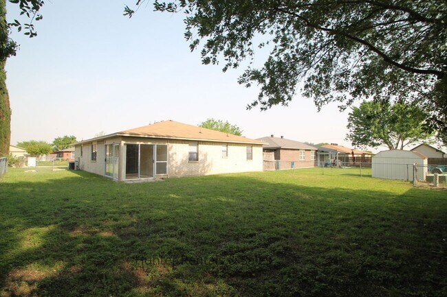 Foto del edificio - Winfield Estates!
