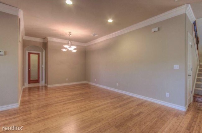 Building Photo - 4 br, 3 bath House - 461 Cross Timbers BLVD