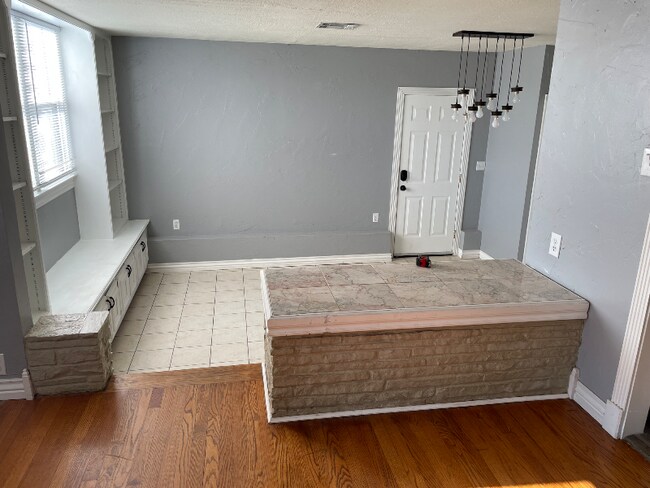 Foto del edificio - 1631 Andover Ct