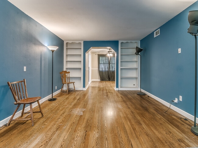 Building Photo - 2809 NW 47th St