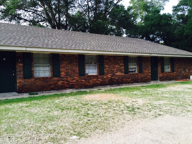Building Photo - 48088 Stafford Rd