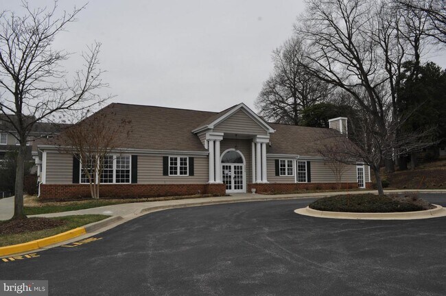 Building Photo - 503 Mathias Hammond Way