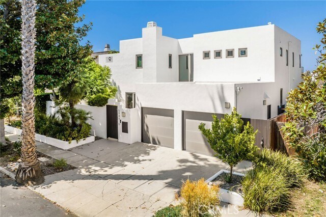 Foto del edificio - 5949 Abernathy Dr