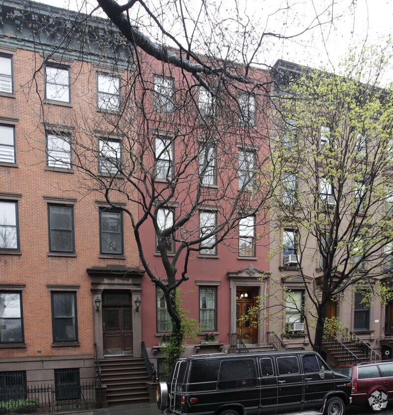 Foto principal - 103 Willow St