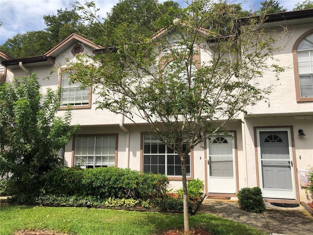 Foto principal - 3375 Fox Hunt Dr