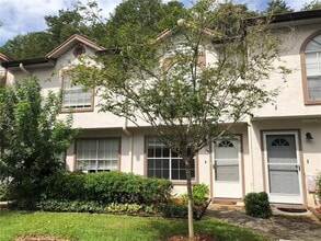 Building Photo - 3375 Fox Hunt Dr