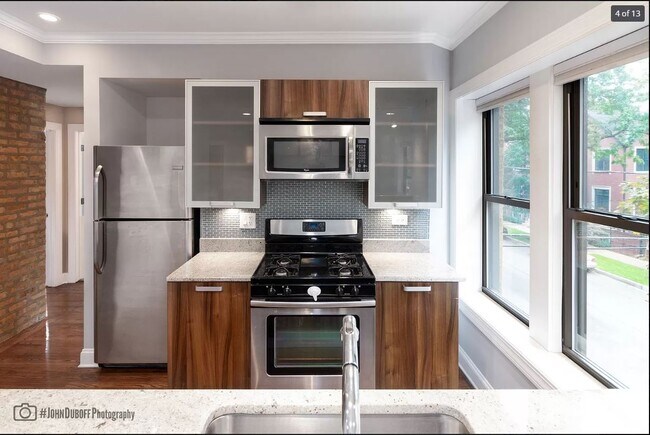 Foto del edificio - 4451 N. Hamilton