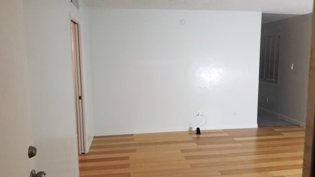 Building Photo - 3937 Soranno Ave