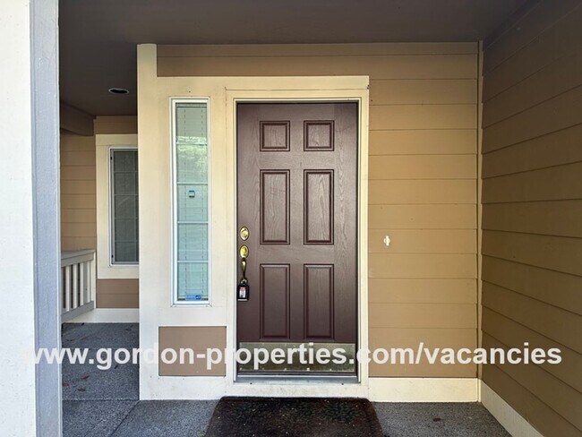 Building Photo - $2,595.00 - SW Fuji Ct - Tigard 3 bedroom ...