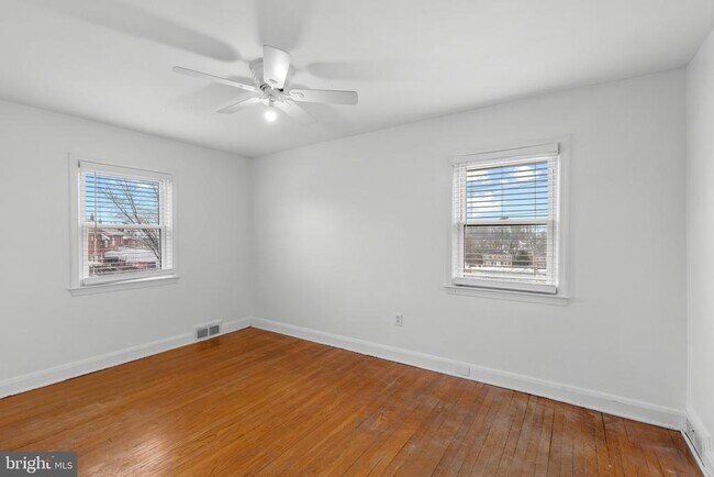 Building Photo - 5640 Braxfield Rd