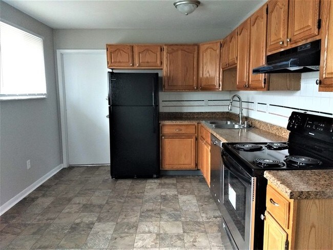Building Photo - 271 Glenfield Ct