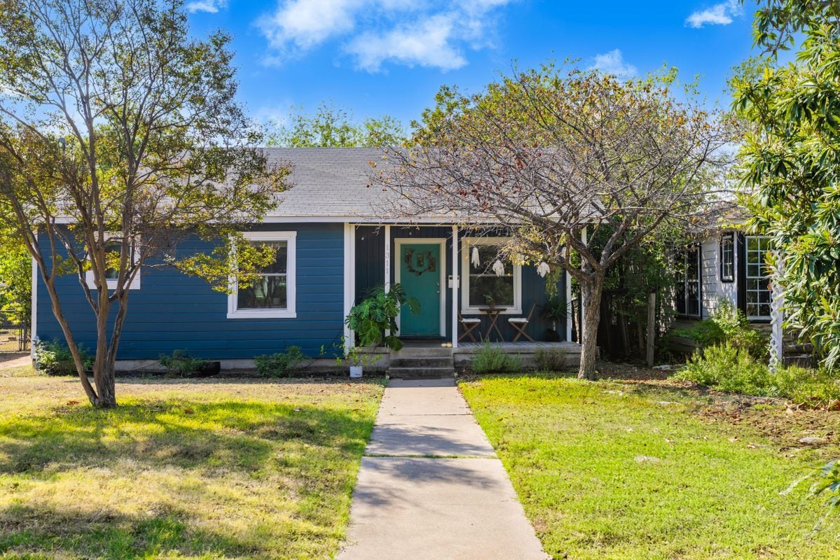 Primary Photo - 1311 Madison Ave